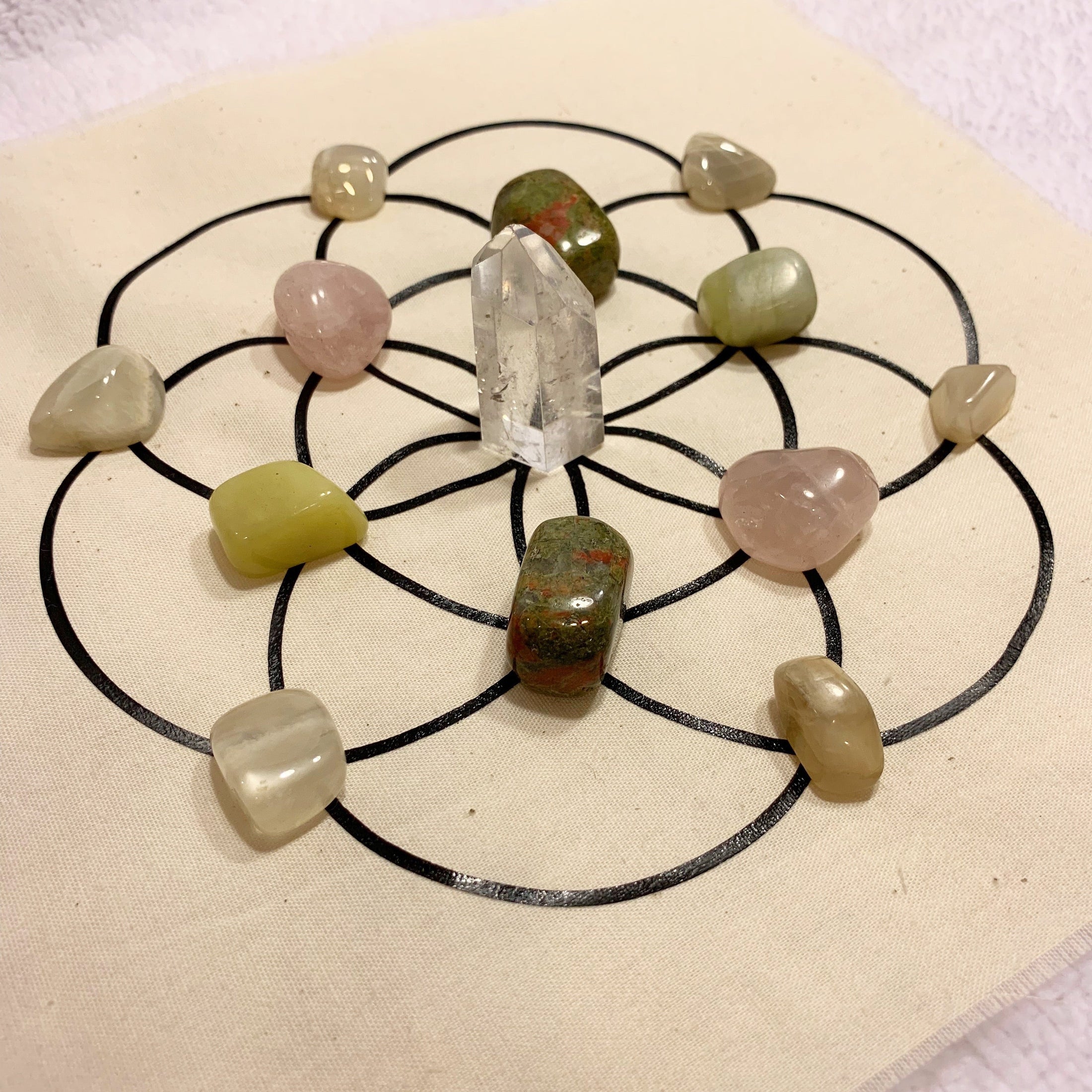 Crystal Grid Cloth - The Regal Phoenix